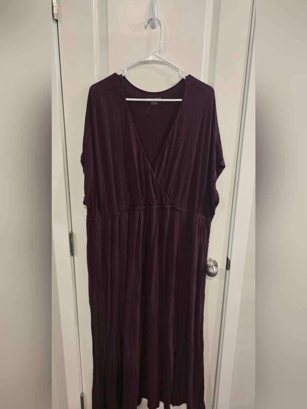 Amazon Essentials Deep Plum/Maroon V-Neck Maxi Dress Size 3X